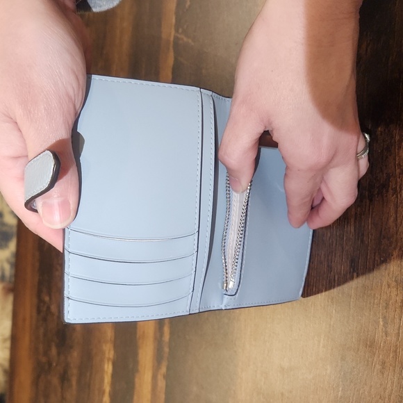 Kate Spade Hudson bifold wallet - Picture 8 of 11